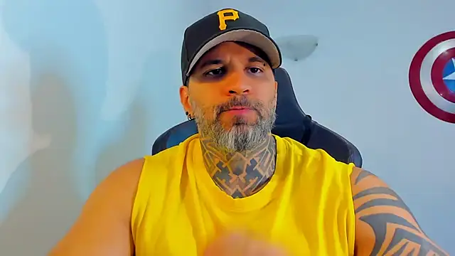 JoshRigby online show from May 3, 9:28 pm