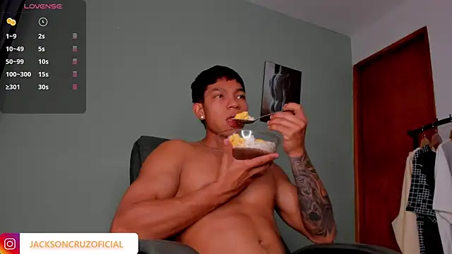 jackson cruz online show from May 15, 11:57 pm