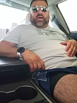 Roddog18 online show from May 23, 6:57 pm