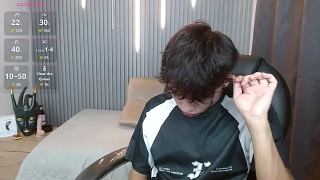 StiwenTwink online show from May 2, 1:58 pm