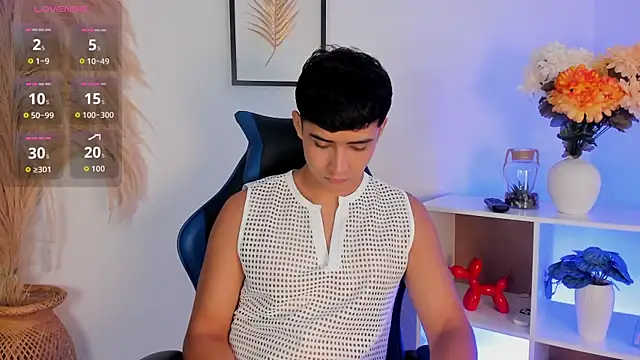 Thiago Connor21 online show from July 12, 9:28 pm