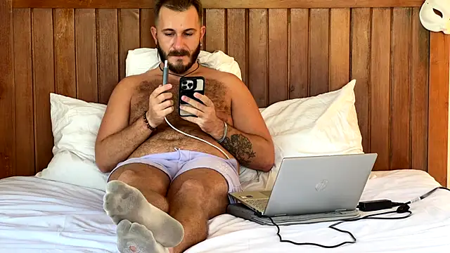 mrmaxiy online show from June 24, 8:17 am