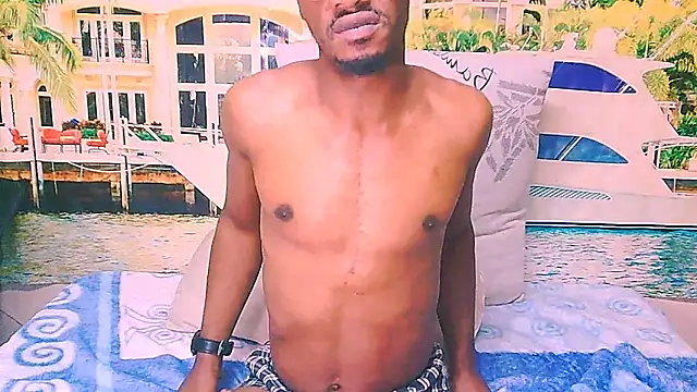 EbonyTiger69 online show from May 6, 10:10 pm