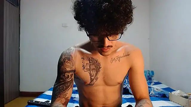 imsammytop online show from June 12, 6:44 am