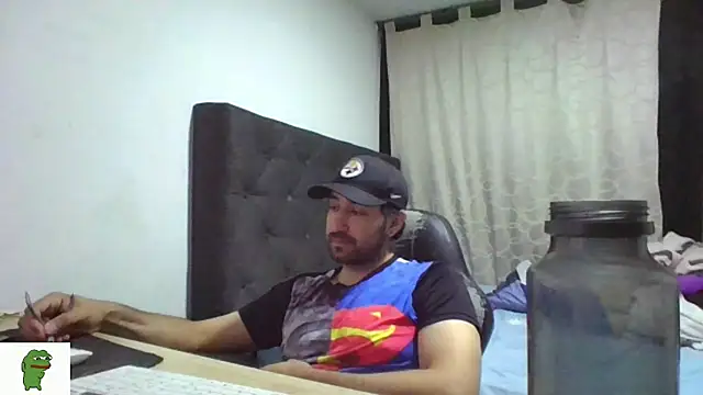 coolfriki online show from July 18, 2:40 am