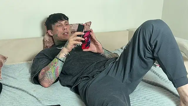 Anubisgods online show from May 8, 11:11 am