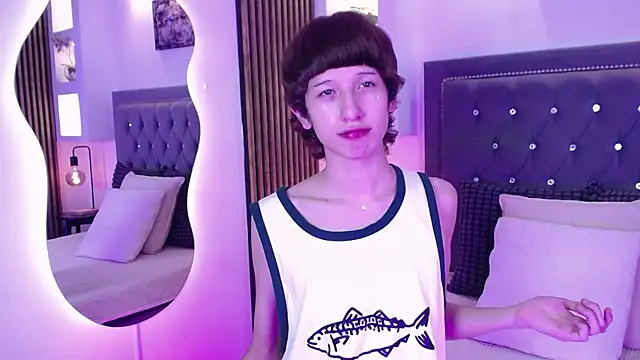 Emo Boy  online show from April 27, 8:47 pm