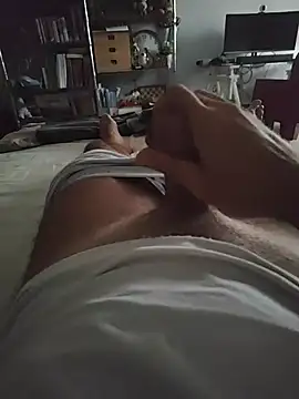 uselen online show from July 15, 5:08 pm
