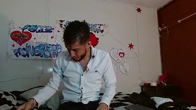picante70  online show from May 1, 10:29 am