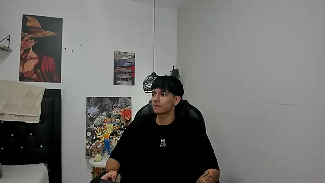 AmethystShadow17 online show from June 5, 4:28 am
