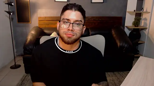 Mike montoya01 online show from July 10, 12:36 am