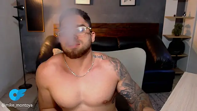 Mike montoya01 online show from July 16, 2:13 pm