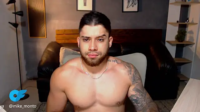 Mike montoya01 online show from July 22, 1:52 am