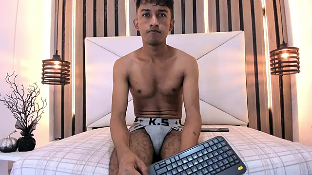 Natzuki 1 online show from May 11, 11:56 am