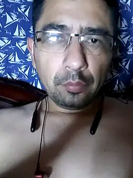 Leocuma82 online show from May 19, 3:24 am