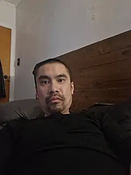 Stronggdragon85 online show from July 28, 8:44 am