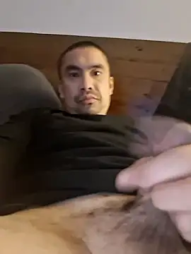 Stronggdragon85 online show from July 20, 11:23 am