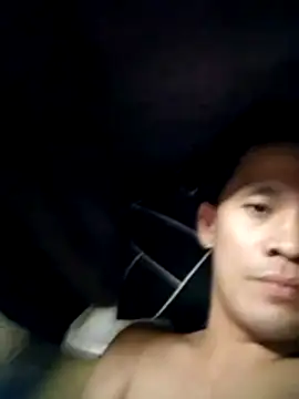 Hot-babyyboy30 online show from July 16, 12:23 pm