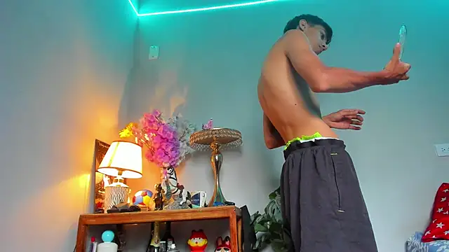 lucian davii online show from June 16, 2:08 pm