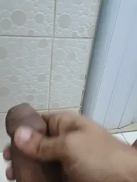 Arrombador20 online show from August 1, 7:02 pm