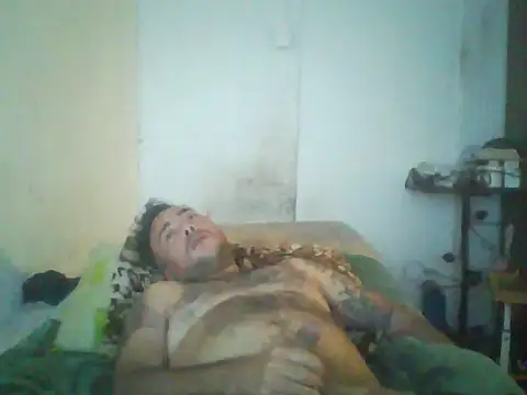 GuilleHotsexy online show from November 15, 9:50 pm