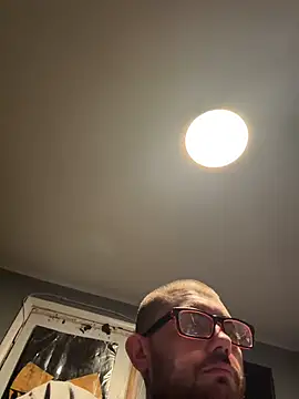 trickydickydaddy online show from May 10, 2:35 am