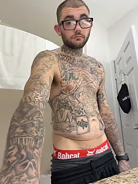trickydickydaddy online show from May 12, 8:01 am