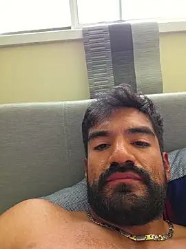 piggylatino online show from July 25, 1:41 pm
