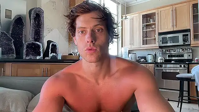 alex islivee online show from July 30, 9:36 pm