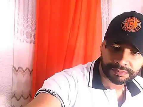 musclehetero online show from May 26, 5:20 pm