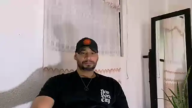 musclehetero online show from July 18, 2:44 pm