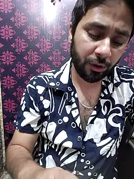 Cute Lucky online show from April 30, 6:48 pm