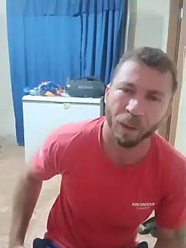 RobertoLuiz84 online show from August 9, 10:37 pm