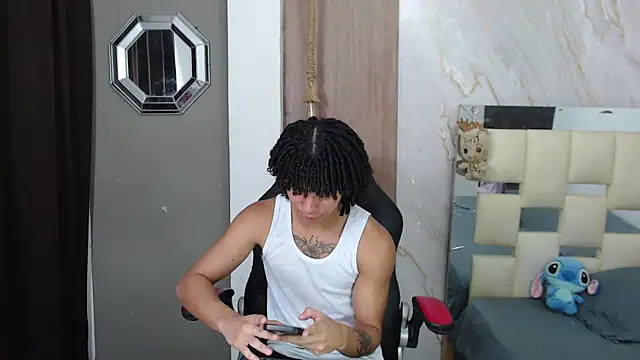 kim curlyy online show from May 6, 1:22 pm