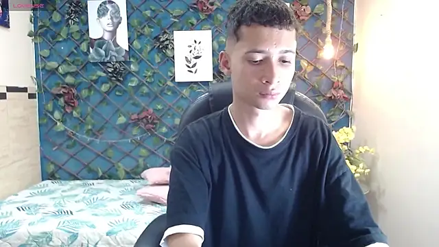 LucassSmith11 online show from May 9, 8:21 pm