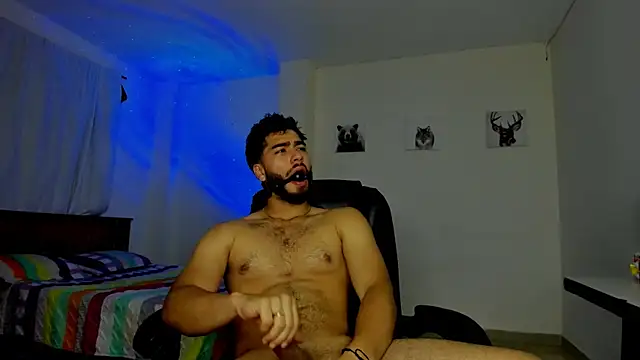 Franco banderas online show from May 17, 3:14 am