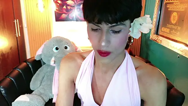StormLuxX online show from May 12, 4:15 pm