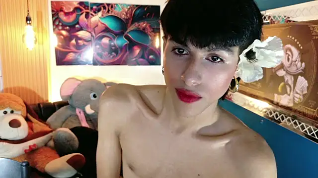 StormLuxX online show from May 14, 4:27 pm