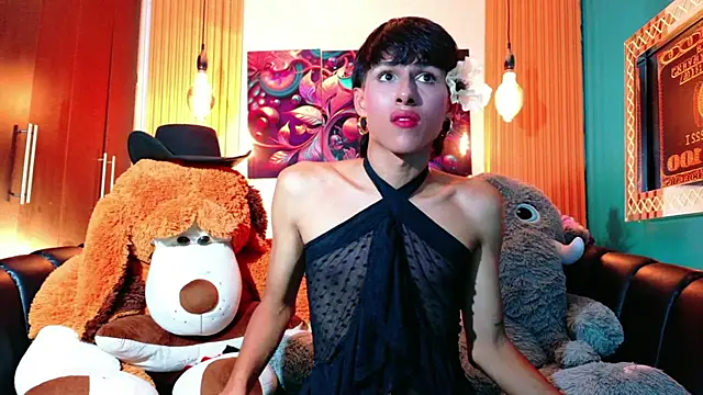 StormLuxX online show from May 8, 3:12 pm