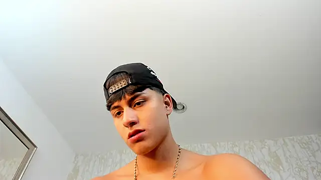 Lander Cruz online show from June 17, 8:10 pm