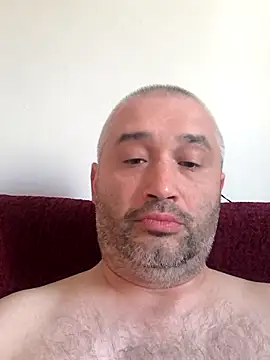 Olomoucak1982 online show from May 5, 4:29 pm