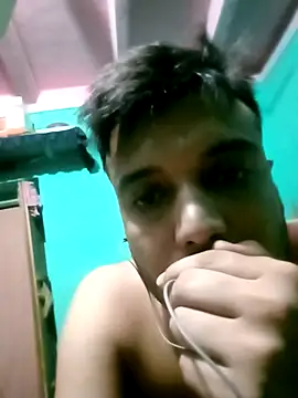 sexeyboy332 online show from July 16, 3:19 pm