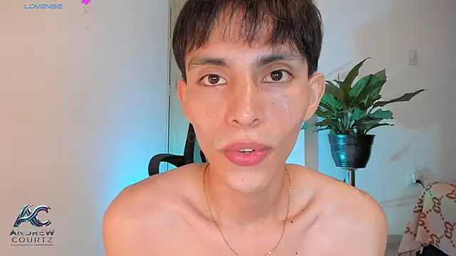 andrew courtzz online show from June 14, 2:24 am
