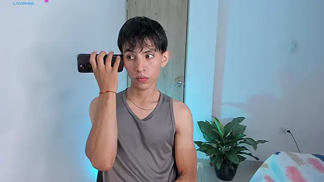 andrew courtzz online show from June 22, 6:23 pm