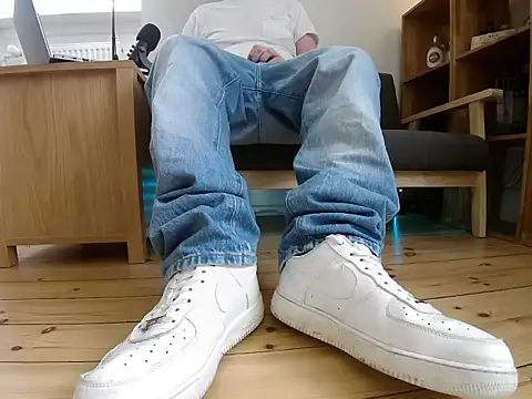 jonas camboy online show from May 7, 1:44 pm