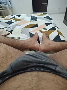johny044 online show from May 22, 8:14 pm