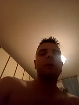 HootedSnow online show from May 15, 1:36 am