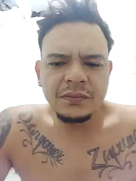 YTupapito1234 online show from May 13, 3:47 am