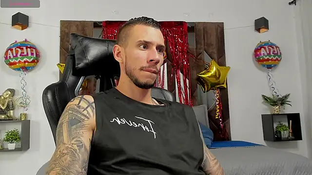 J king   online show from May 4, 8:21 pm