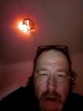 Olivassl22 online show from April 29, 11:55 pm